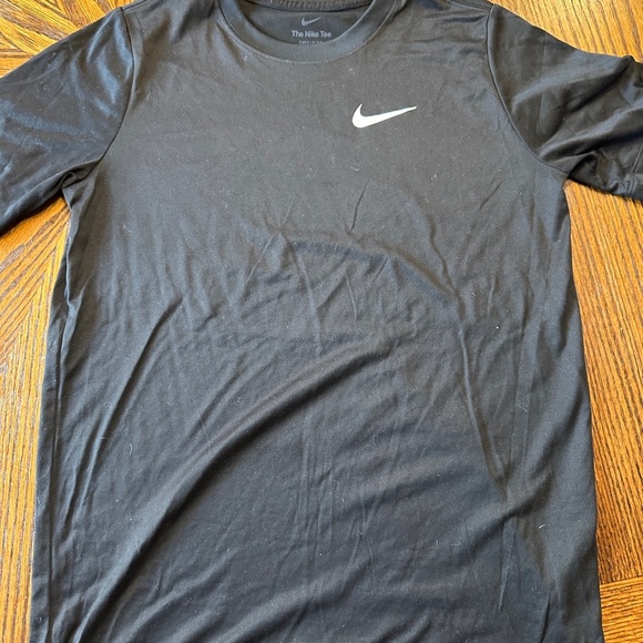 Nike Black Short Sleeve Tee Classic Crew Neck - Picture 1 of 4